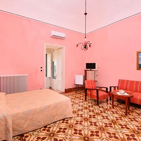 Trappitu Dei Settimi Frühstückspension Marittima